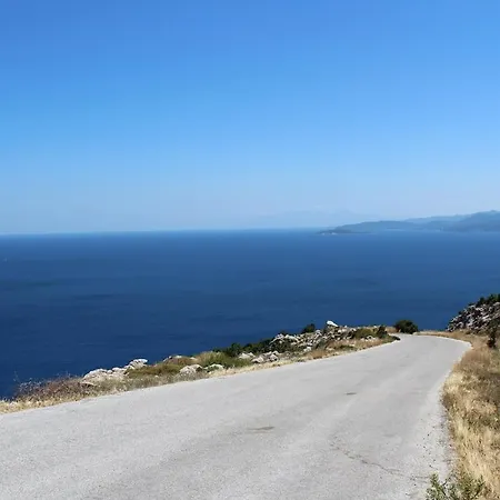 Dream With Magic View In Lafkos